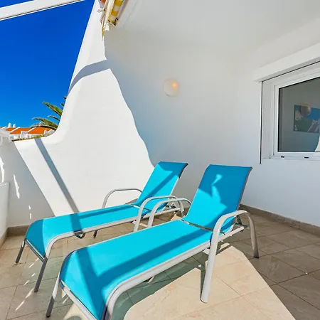 Club Louise Apartment